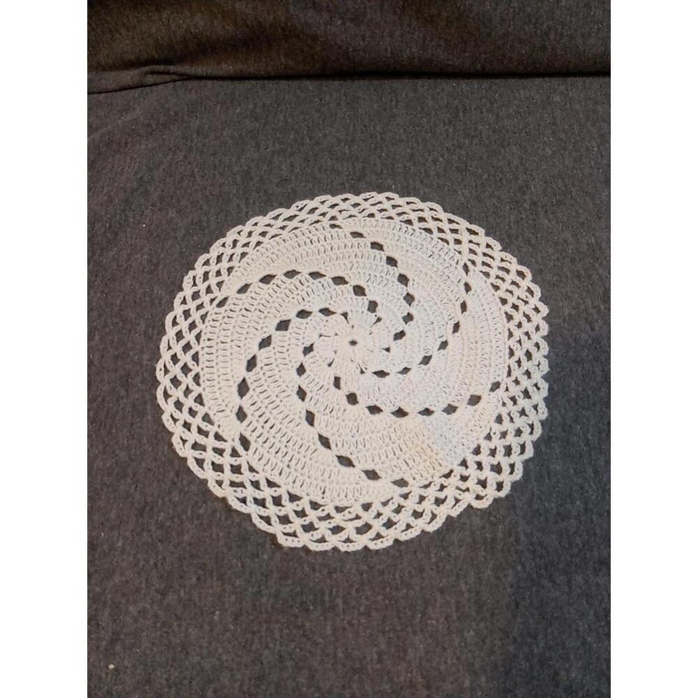 Crochet Doily Ivory White 7.5 Inch Round Knit Vintage